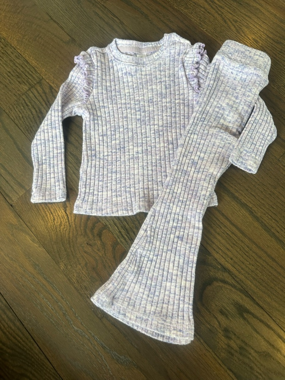 3T Ribbed Outfit - Picture 3 of 7